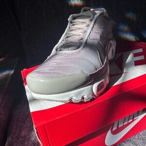 Nike air max plus (GS) photon dust/ particle rose  6y (7.5 women)